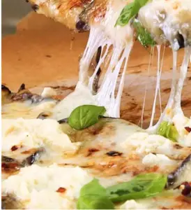 Read more about the article Cheesy Eggplant Crust Pizza