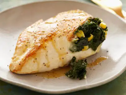 Read more about the article Spicy Kale and Corn Stuffed Chicken Breasts