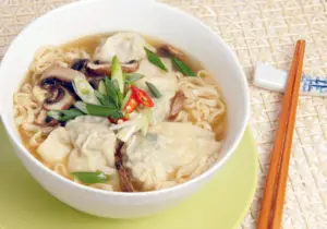 Read more about the article Homemade Wonton Soup