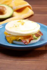 Read more about the article Bunless Morning Egg Sandwich
